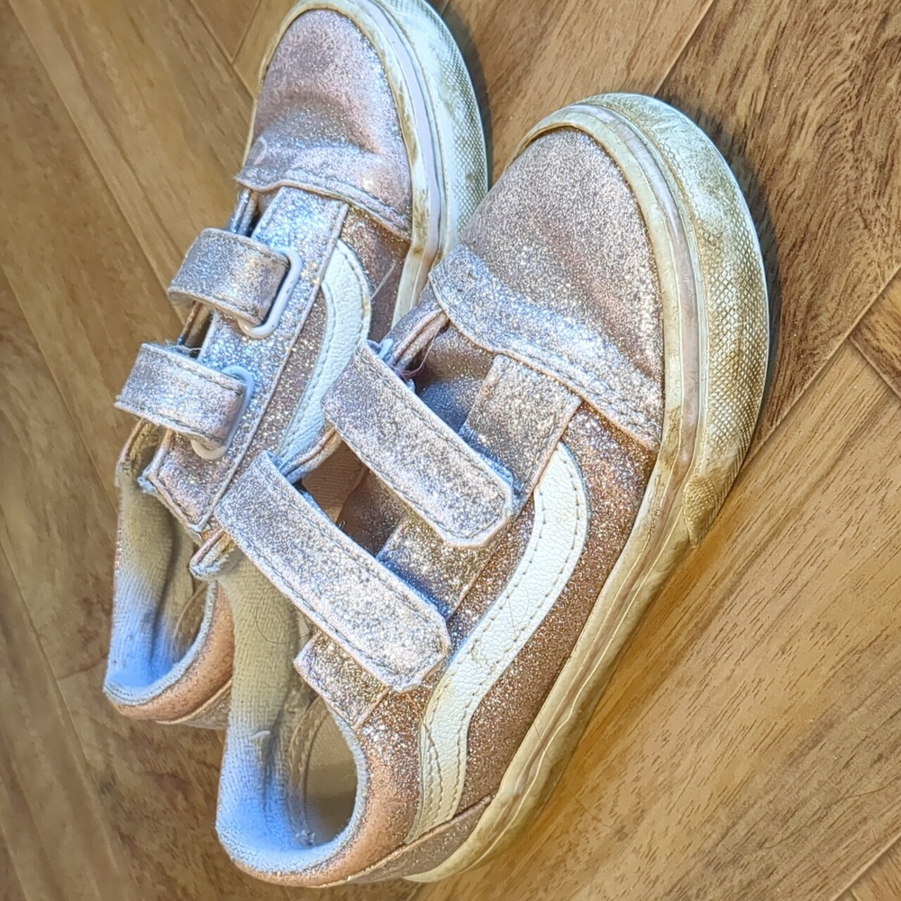Glitter vans